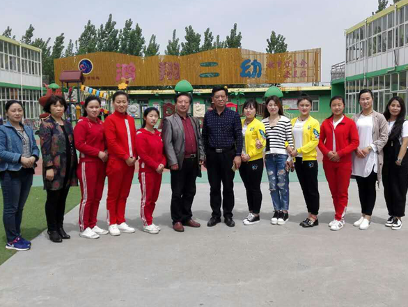 我校与新乡市鸿翔幼教集团达成合作意向